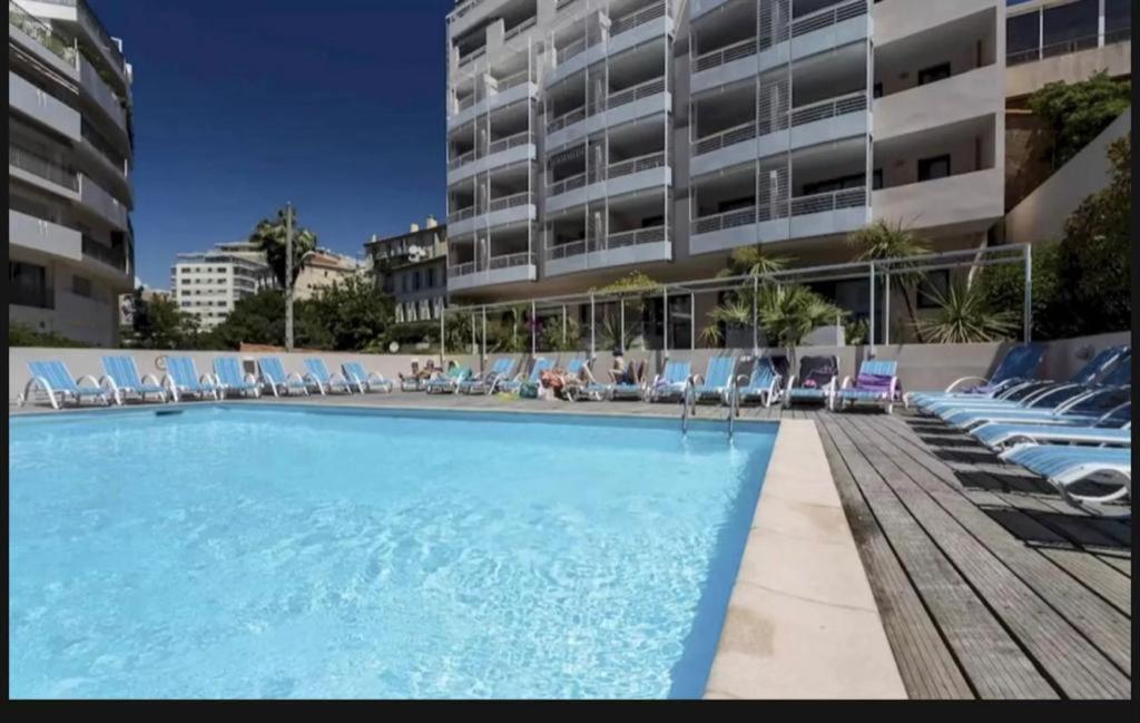 Studio Contemporain Avec Piscine Proche De La Mer Cannes Eksteriør bilde